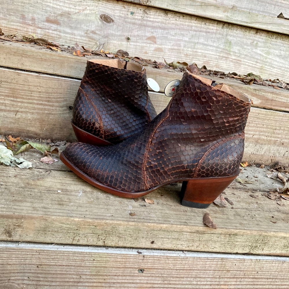 Idyllwind | Western Leather Ankle Boots - Picture 7 of 12